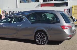 Addio a Gigi Riva, il feretro è arrivato allo stadio