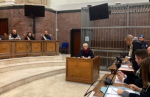 Uccise i suoceri con un’ascia: il killer avrebbe un “disturbo della personalità”