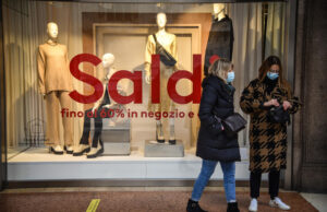 Arrivano i saldi, dal 5 gennaio shopping scontato anche in Sardegna