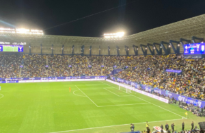 Vergogna durante la Supercoppa: gli arabi fischiano l’omaggio a Gigi Riva