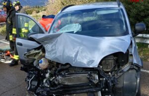 Perfugas, terribile scontro frontale: ferita una donna