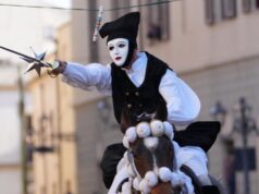 Sartiglia, niente sconti: il Prefetto ordina il caschetto protettivo