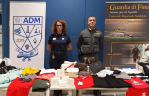 In valigia abiti contraffatti: raffica di sanzioni all’aeroporto di Elmas