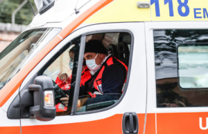 Frontale a San Giovanni Suergiu: un uomo in ospedale