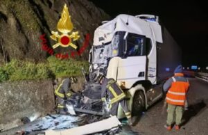 Bonorva, spaventoso tamponamento tra due tir: feriti due camionisti