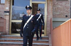 Cagliari, maltrattava e minacciava di morte la sorella: in manette un 57enne