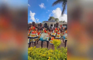 I bambini di Nairobi ballano Mahmood, lui risponde: “È fantastico”