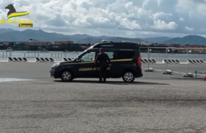 Beccato con 7 chili di cocaina: arrestato al porto di Olbia