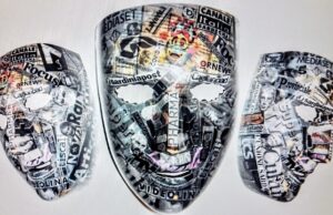 Morti di Covid: realizzata una maschera speciale in stile Sartiglia