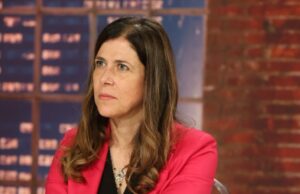 Todde si scaglia contro le accuse: “C’è chi sparge fango e bugie”