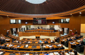 Consiglio, la minoranza denuncia: “Gira una bozza sulle poltrone nella Sanità”