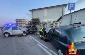 Tremendo incidente a Olbia: suv si schianta su tre auto