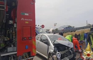 Brutto scontro tra due auto a Olbia: ferita una conducente