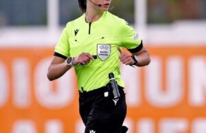 Calcio “far west” in Sardegna: un’arbitra aggredita, poi pugni tra calciatori