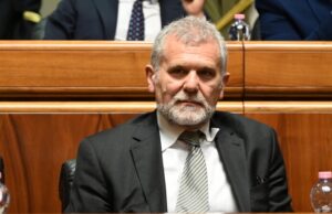 Riforma sanitaria, Bartolazzi: “Cose che neanche in Sudan, bisogna cambiare”