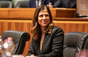 Rinnovabili: Todde ferma tutto, domani la moratoria in giunta