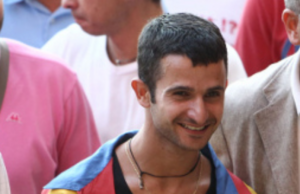 Cade da cavallo durante allenamento: grave fantino Andrea Chessa