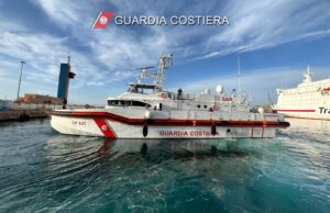 Torna a Cagliari la nave Aringhieri: ha salvato la vita a 25 migranti in Spagna