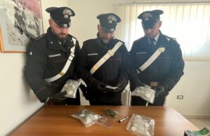 Cala Gonone, 29enne sorpreso a spacciare: finisce ai domiciliari