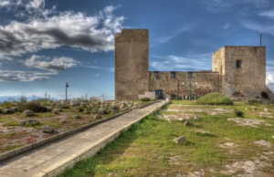 Cagliari, per la serie Sky spesi 500mila euro a settimana sul territorio