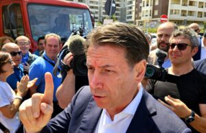 Conte: “Bisogna cancellare il disastro sull’eolico in Sardegna”