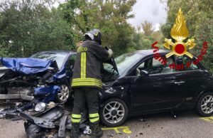 Scontro frontale ad Arzachena: tre feriti estratti dalle lamiere
