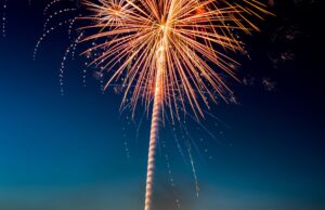 Cagliari, spopola la “moda” dei fuochi d’artificio per i compleanni