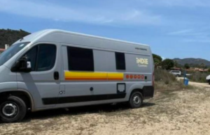 Incivili a Piscina Rei: turisti tedeschi col furgone sulla spiaggia