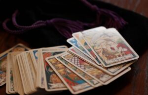 Maghi e cartomanti: i sardi spendono 88 milioni di euro all’anno