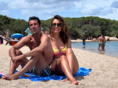 Caterina Balivo e Guido Maria Brera in vacanza in Sardegna coi figli