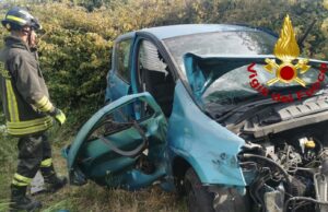 Paura ad Arzachena: auto fuori strada, tre ragazze ferite