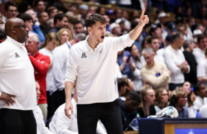 Un sardo (torna) in Nba: Riccardo Fois ai Sacramento Kings