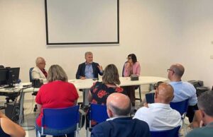 Sanità, Bartolazzi in Ogliastra: “Accordi con le università per ridurre le carenze”