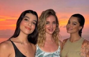 Lusso e famiglia, le gemelle Piscedda in vacanza a Capri con Chiara Ferragni