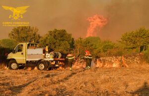 Incendio a Monastir: interviene l’elicottero della flotta regionale