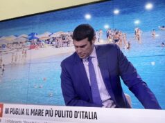 “In Puglia il mare più pulito”, ma in foto c’è Tuerredda