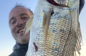 Rischia di essere falciato da gommone: lo sfogo dell’ex sindaco di Oristano