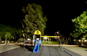 Cagliari, residenti furiosi: giochi inagibili nel parco Giovanni Paolo II