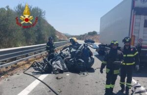 Scontro frontale auto-tir a Castiadas: muore giovane di 25 anni