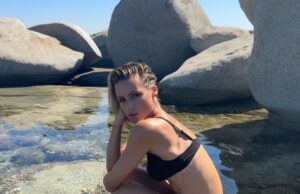 Vacanze sarde per Michelle Hunziker: gli scatti nel mare cristallino
