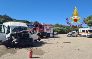 Tremendo scontro tra auto e furgone ad Aglientu: 4 feriti