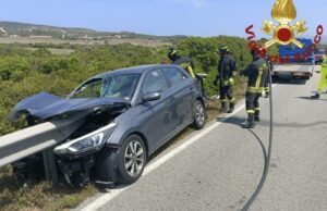 Tragedia sfiorata ad Arzachena: auto trafitta da guardrail
