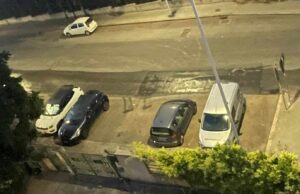 Cagliari, grossa perdita d’acqua in via Genneruxi | I residenti: “Così da 5 giorni”