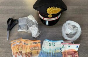 Carloforte, in traghetto con la cocaina nello zaino: 38enne in arresto