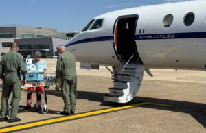 Una neonata e un 43enne in pericolo di vita, voli provvidenziali dell’Aeronautica