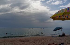 Meteo Sardegna, fine settimana nuvoloso: temperature in lieve calo