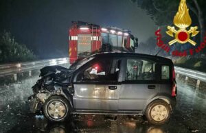 Palau, violento scontro frontale: tre feriti