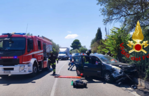Sassari, scontro tra due auto: conducenti estratti dalle lamiere