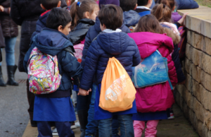 Cagliari, via Quesada diventa “strada scolastica” per un giorno