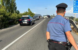 Tamponamento a catena a Is Pontis Paris: ferita una donna